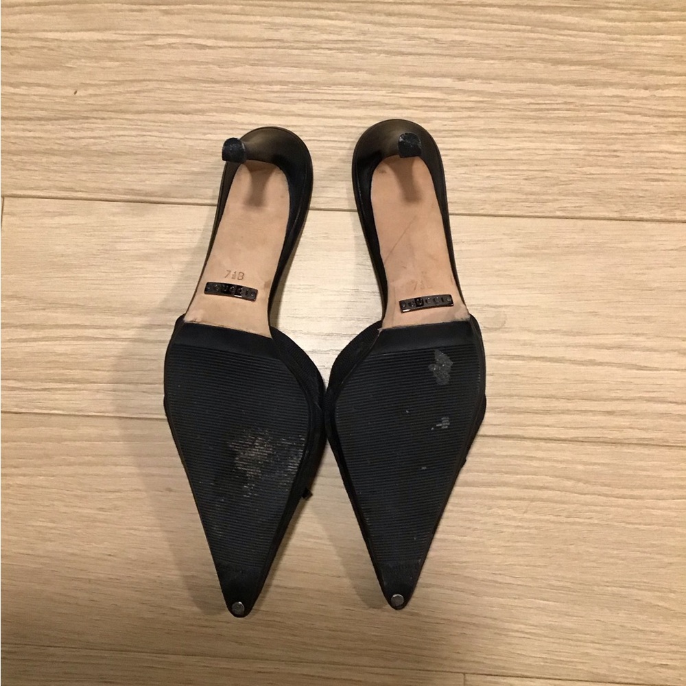 Authentic Gucci Black Women's GG Logo Mules - Picture 7 of 8